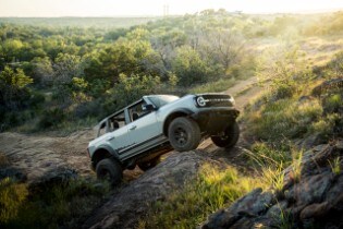 2021 Ford Bronco™ 4-door Cactus Gray Wildtrak™ 